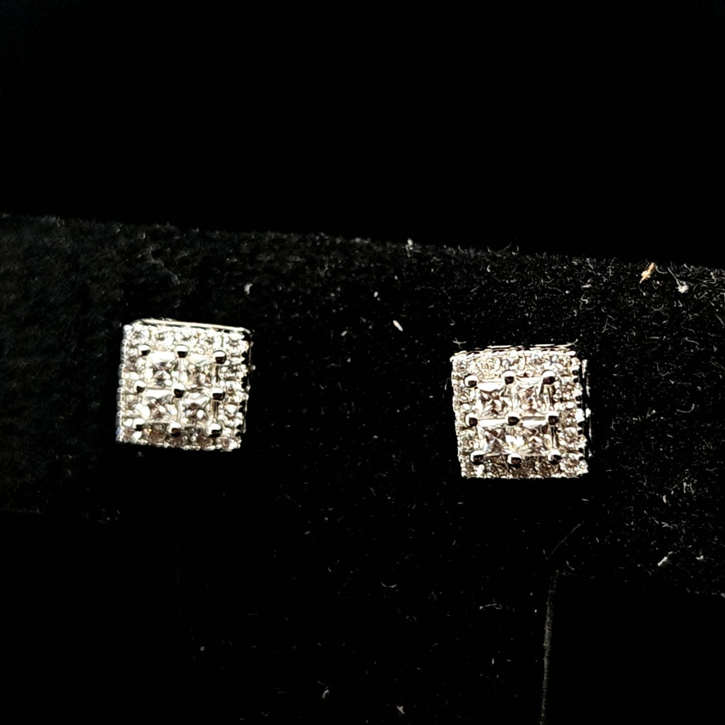 SILVER AQUARE EARRINGS