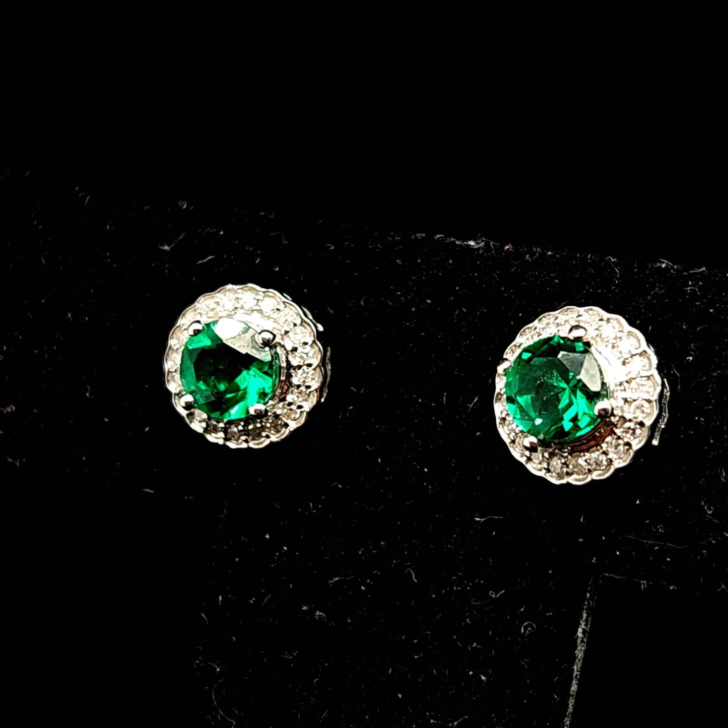 EMERALD EARRING