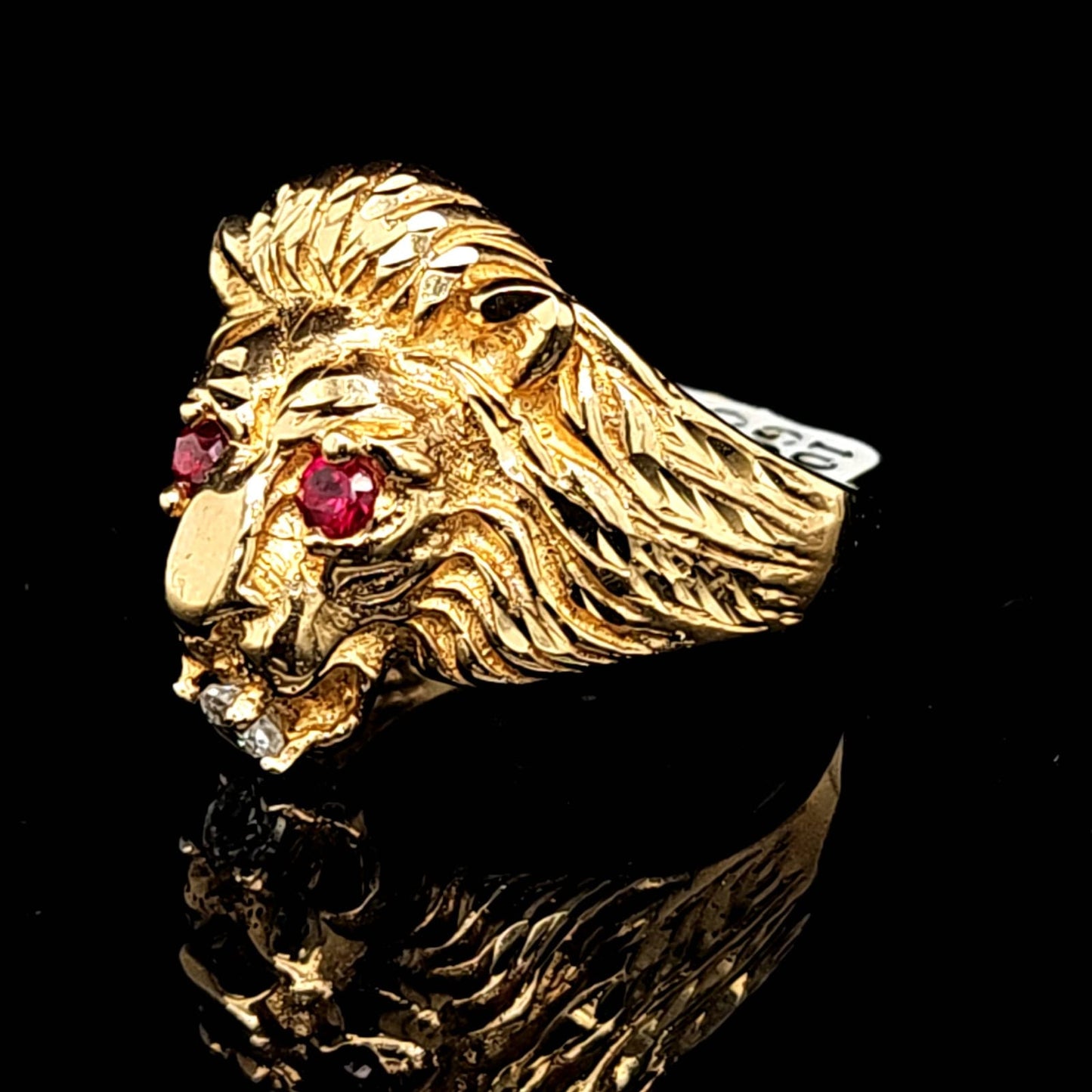 LION HEAD