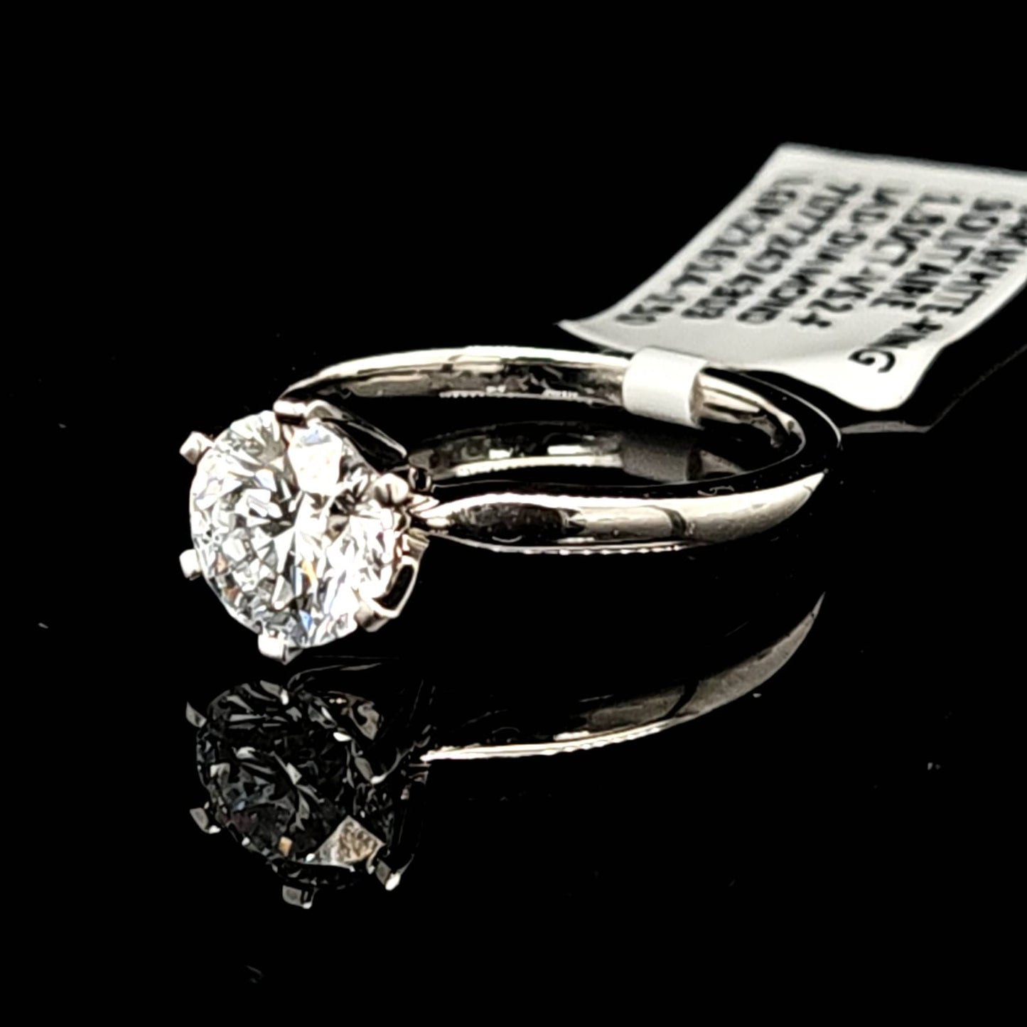 SOLITAIRE ENGAGEMENT RING