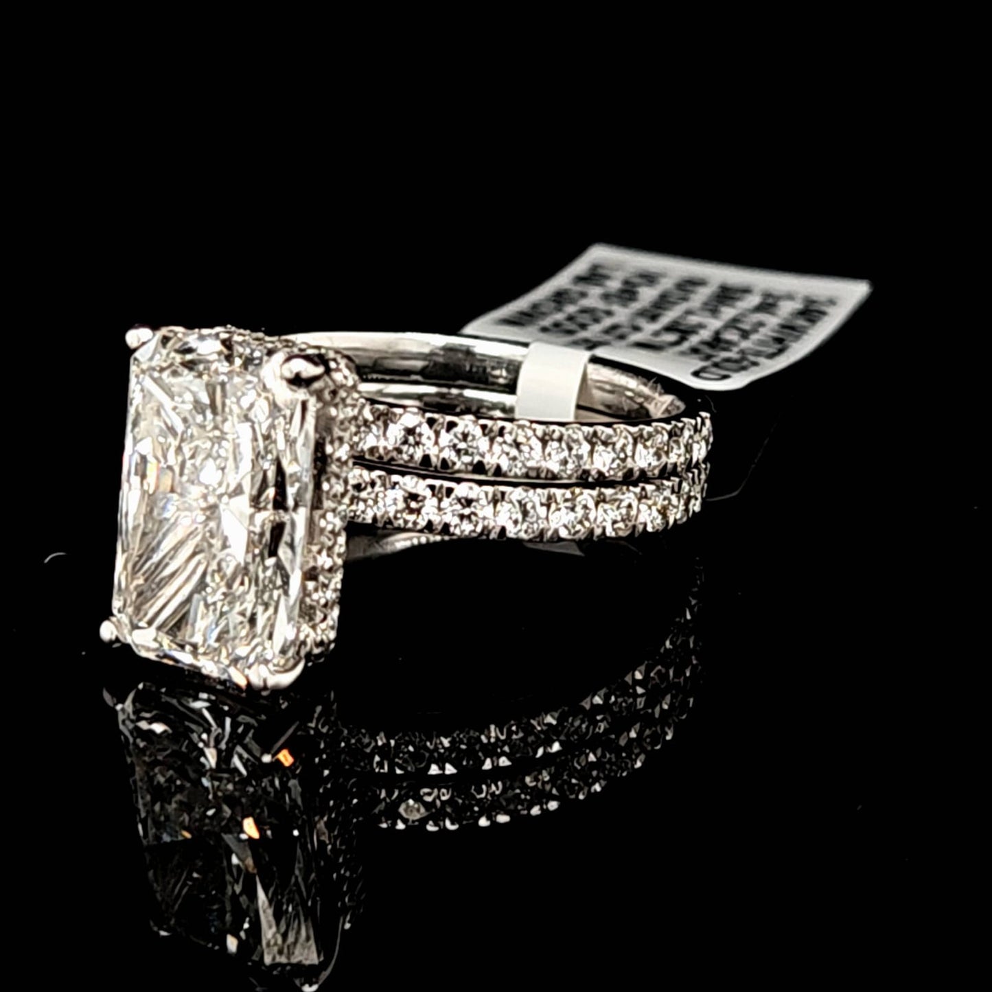 RADIANT ENGAGEMENT RING