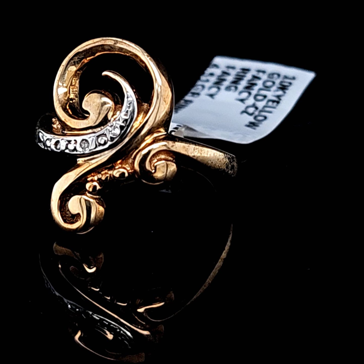 FANCY RING