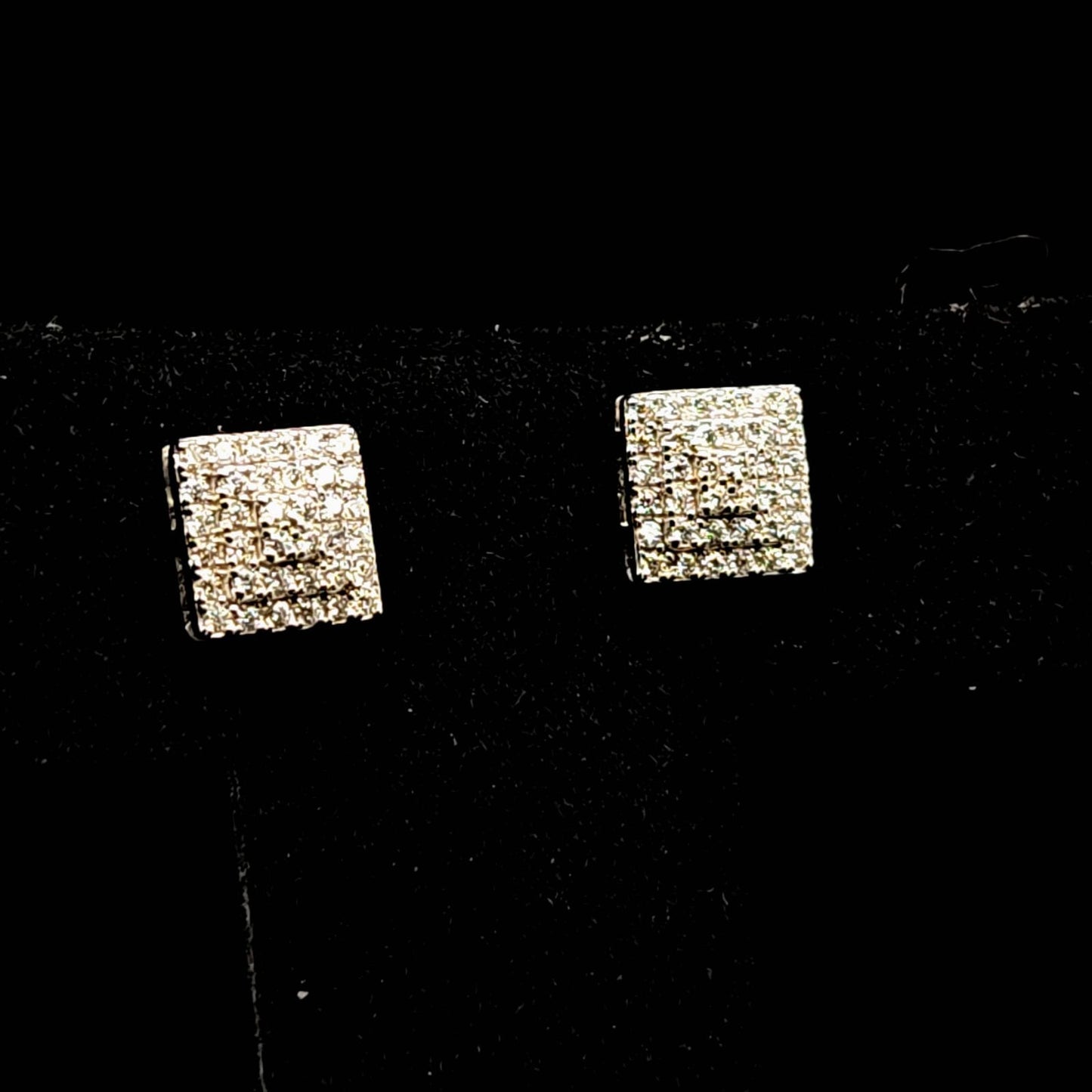SILVER SQUARE STUDS