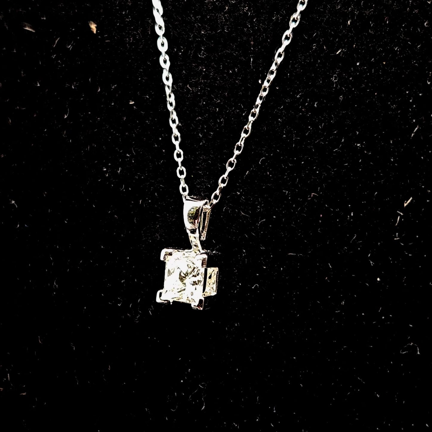 PRINCESS CUT