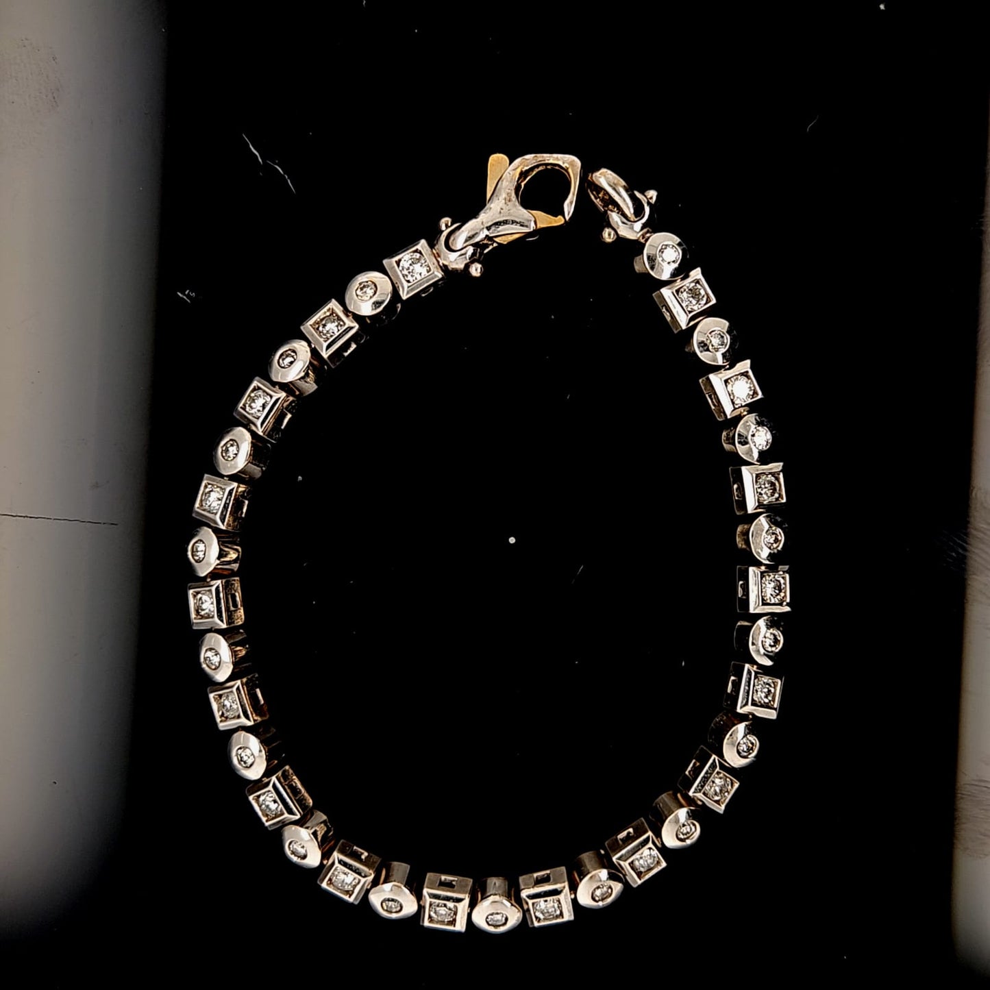 DIAMOND BRACELET