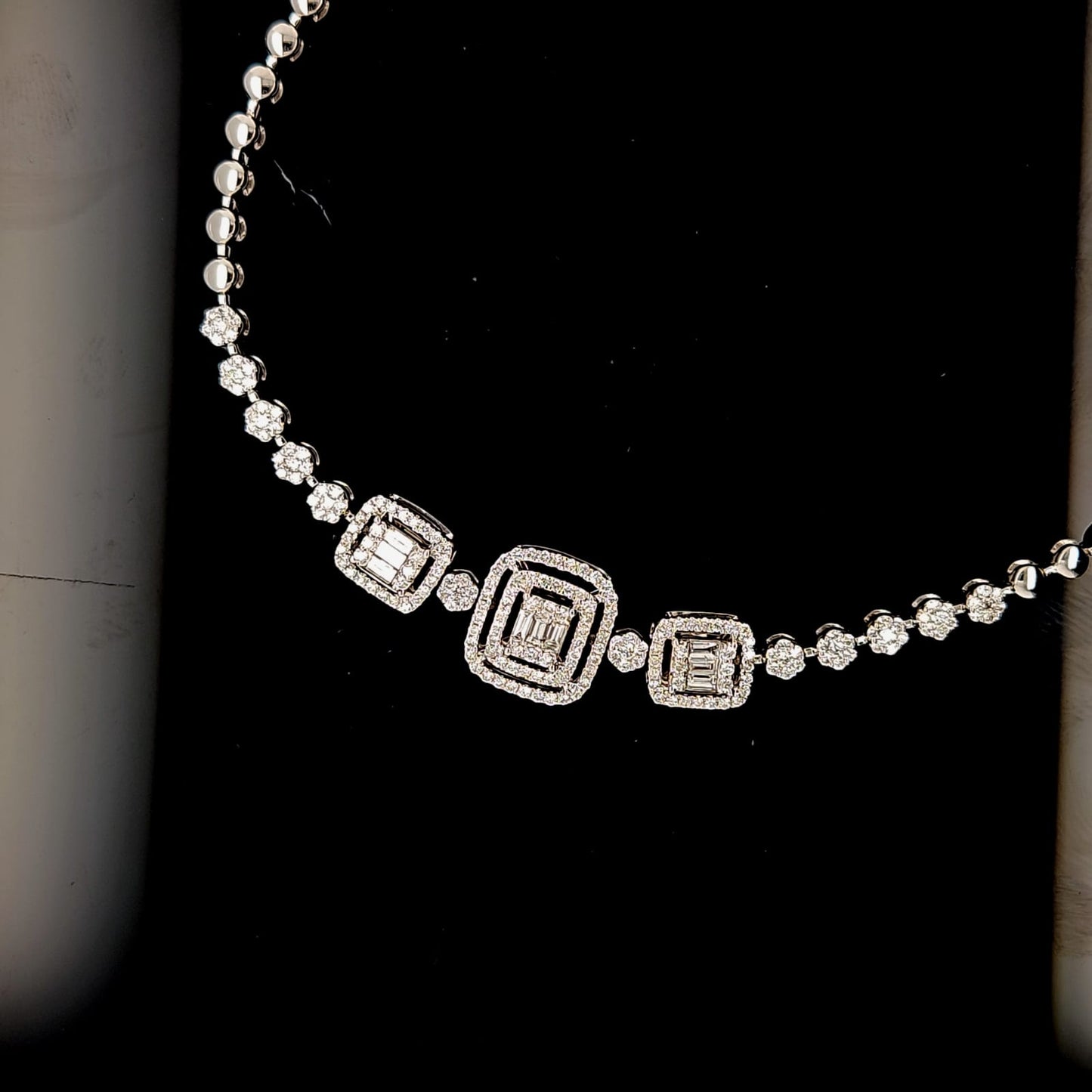 EMERALD DIAMOND BRACELET