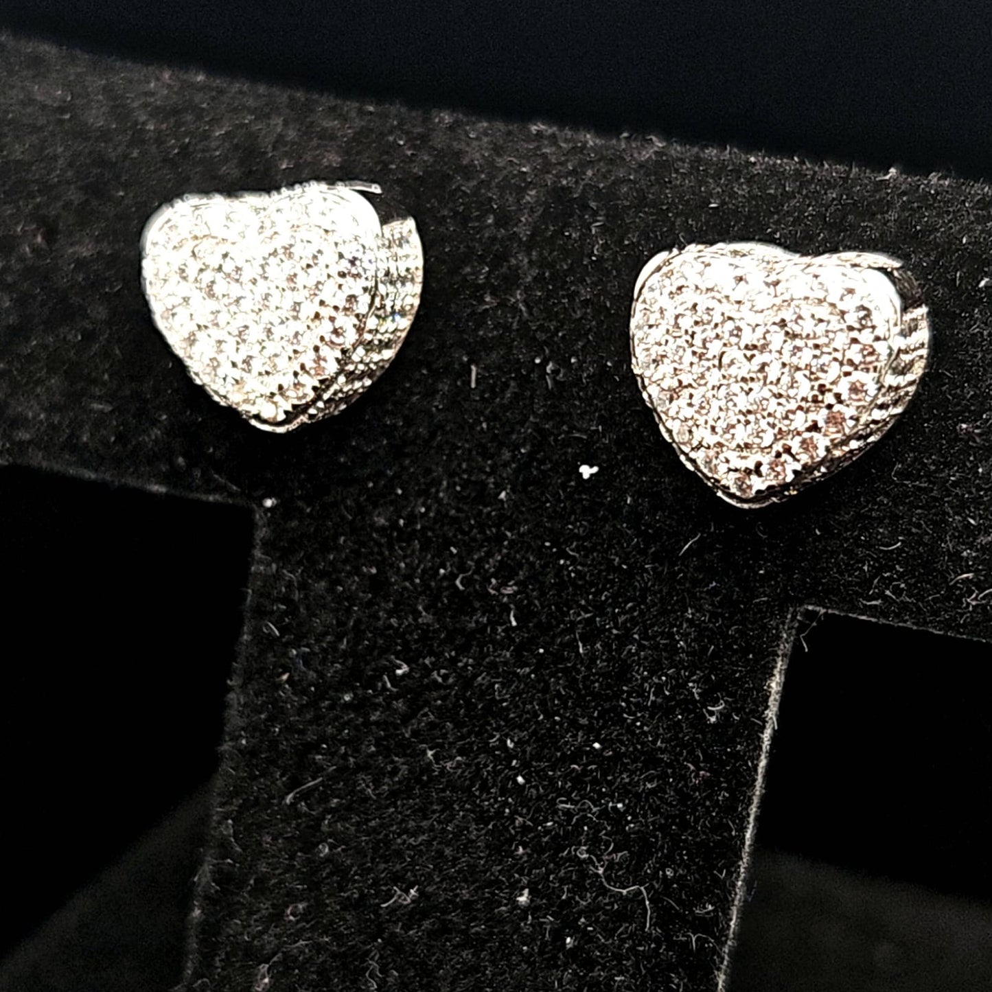 HEART CZ EARRING