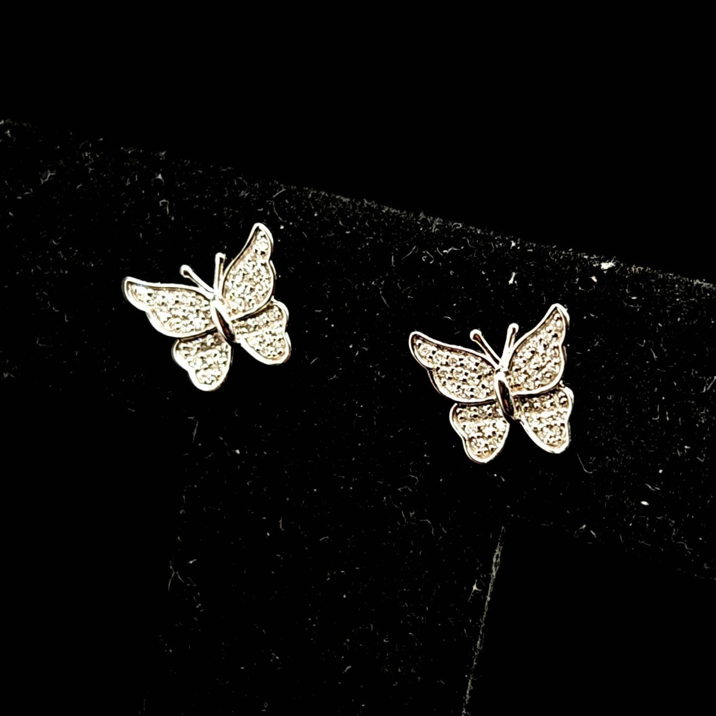 BUTERFLY EARRINGS