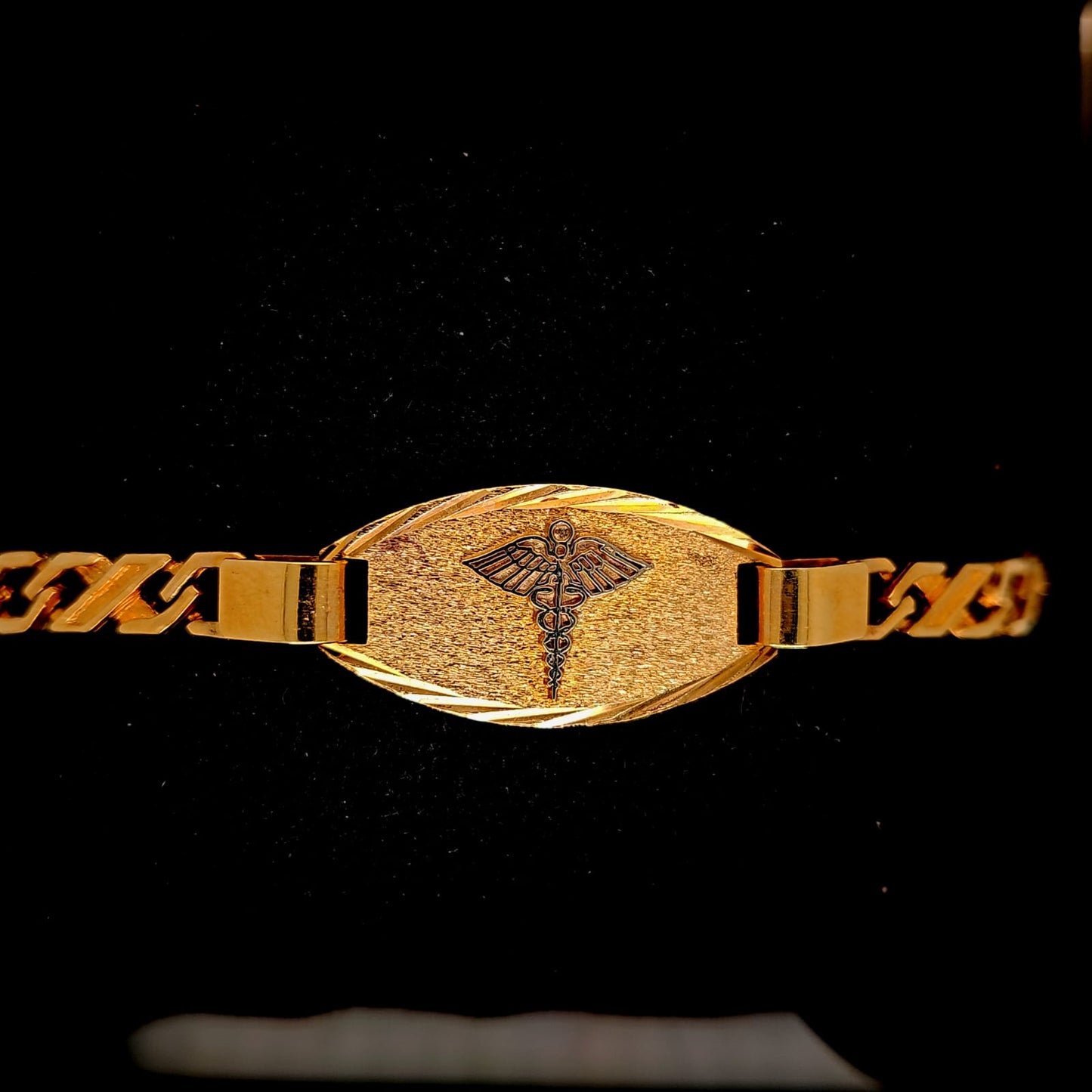 GOLD BRACELET