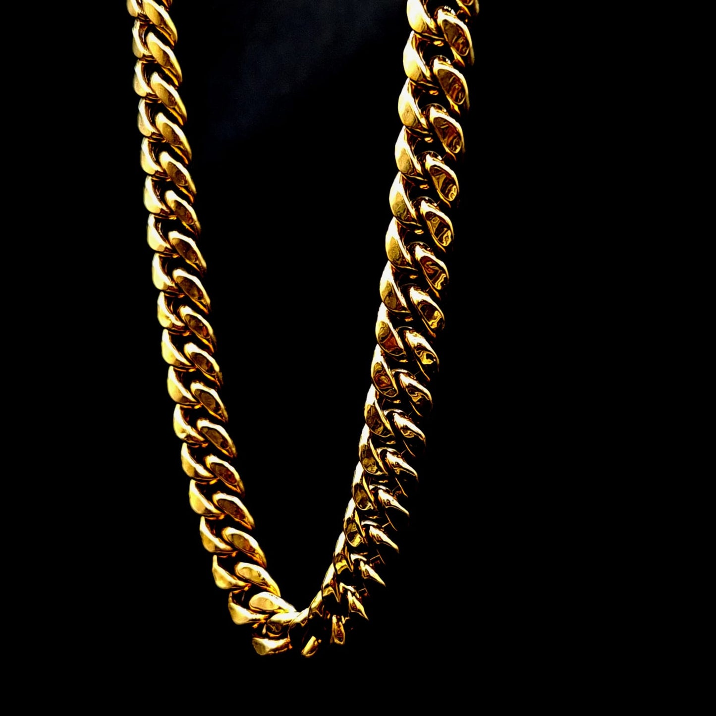 CUBAN LINKS CHAIN