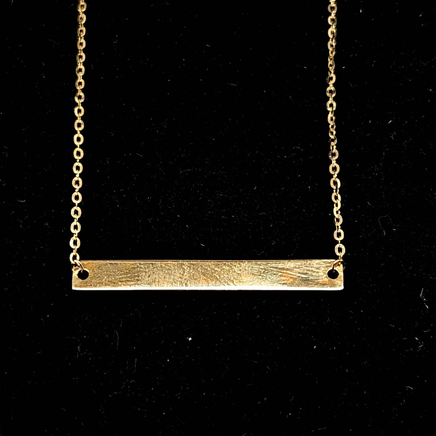 BAR NECKLACE