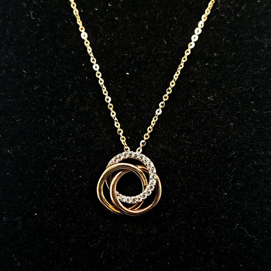 RINGS NECKLACE