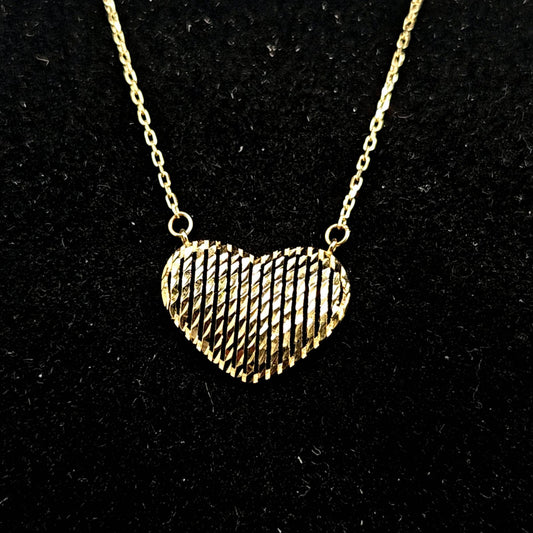 HEART NECKLACE